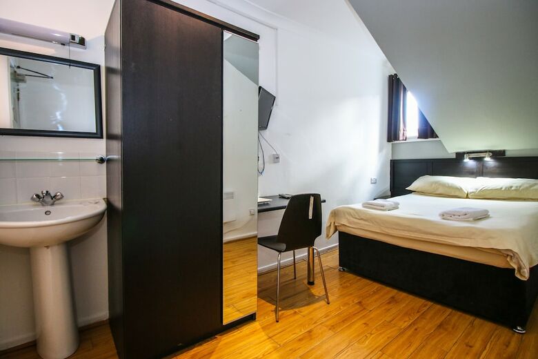 Charing Cross Hotel