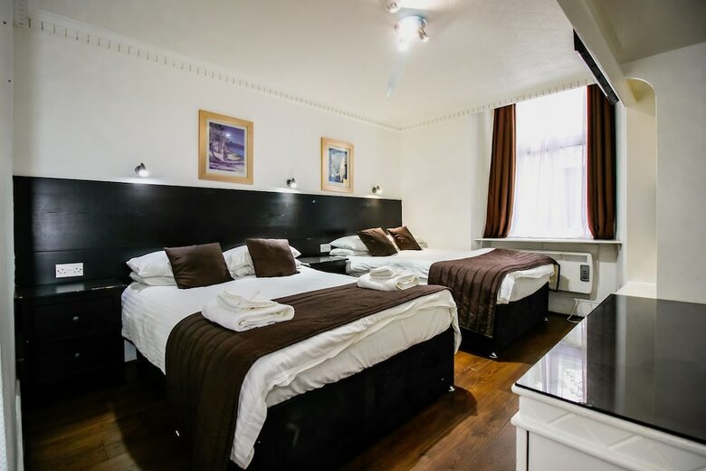 Charing Cross Hotel