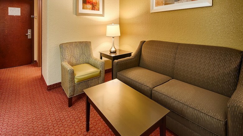 Hotel Best Western Mainland Inn & Suites