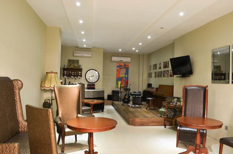 Ritz Hotel