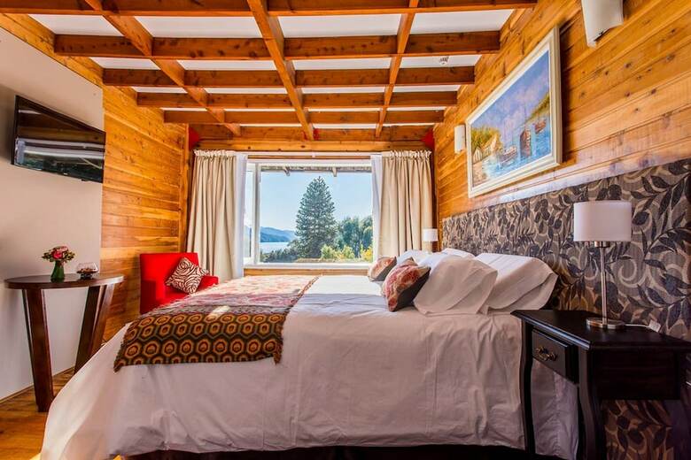 Hotel Faraway