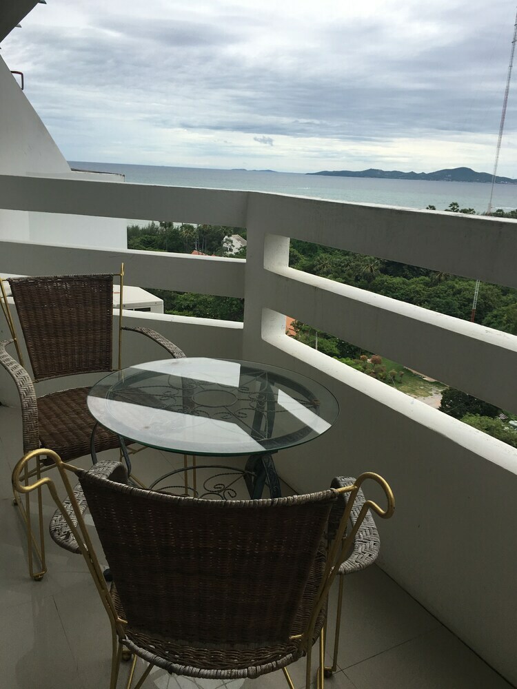Jomtien Condotel - 9278 By Axiom
