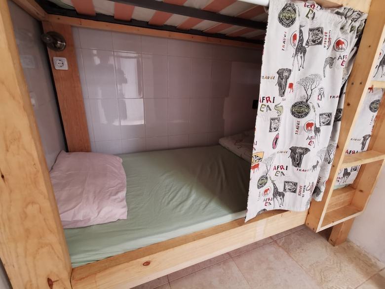 Hostal La Ventana Azul Hostel