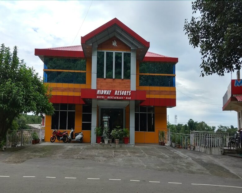 Hotel Midway Resort