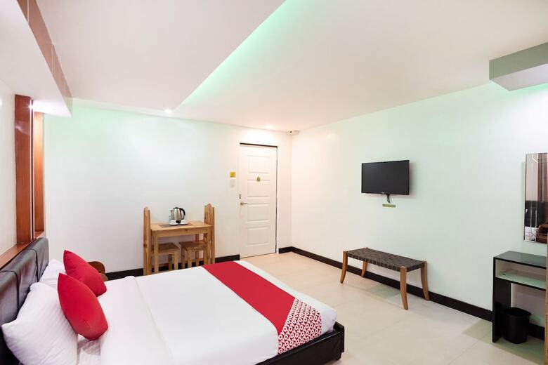 Oyo 195 Ranchotel - Binan