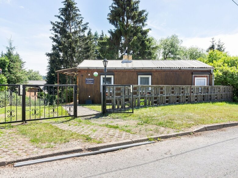 Cosy Holiday Home In Breitenstein With Garden