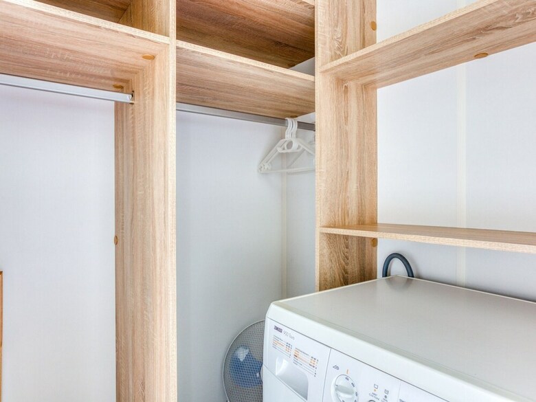 Cosy Mobile Home In Les Mathes With Swimming Pool