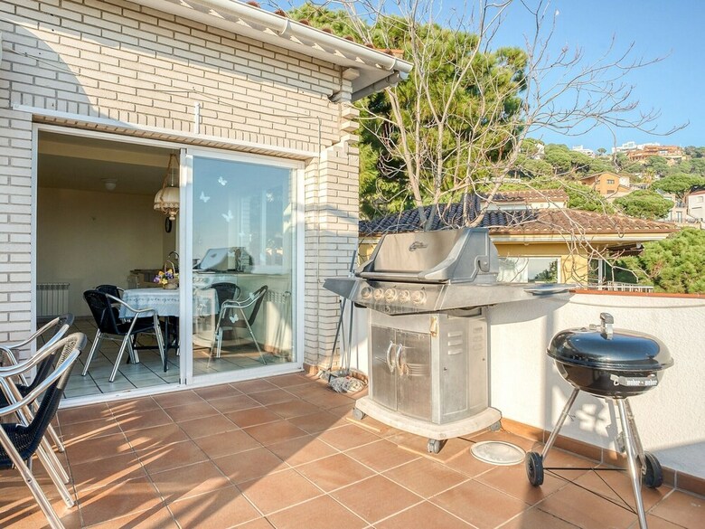 Lavish Holiday Home In Lloret de Mar With Private Pool