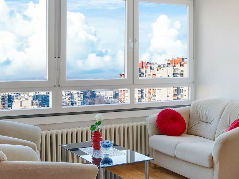 Studio Apartment In Zagreb With Lake Nearby