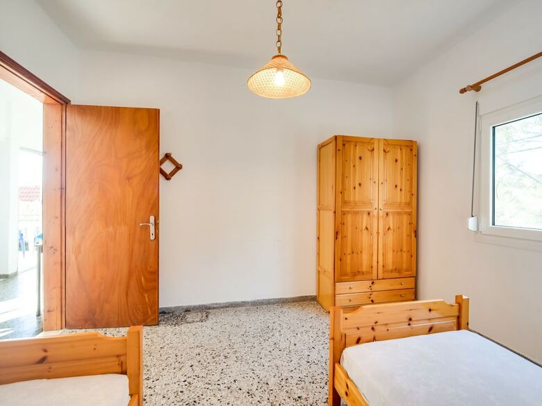 Seaside Holiday Home In Asprovalta With Balcony