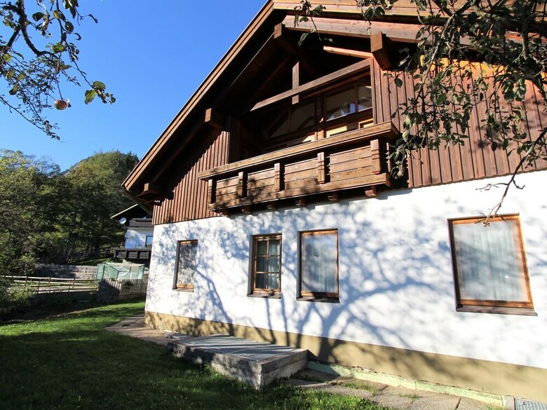 Comfortable Apartment In St. Stefan Im Gailtal With Garden