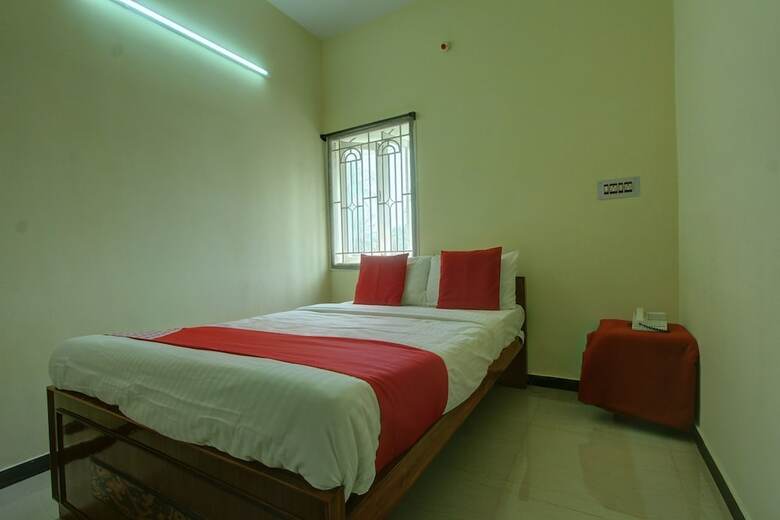 Hotel Oyo 25080 Vivekam Home Stay