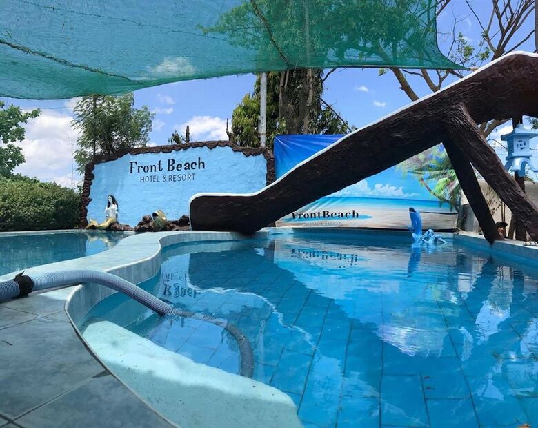 Front Beach Hotel & Resort