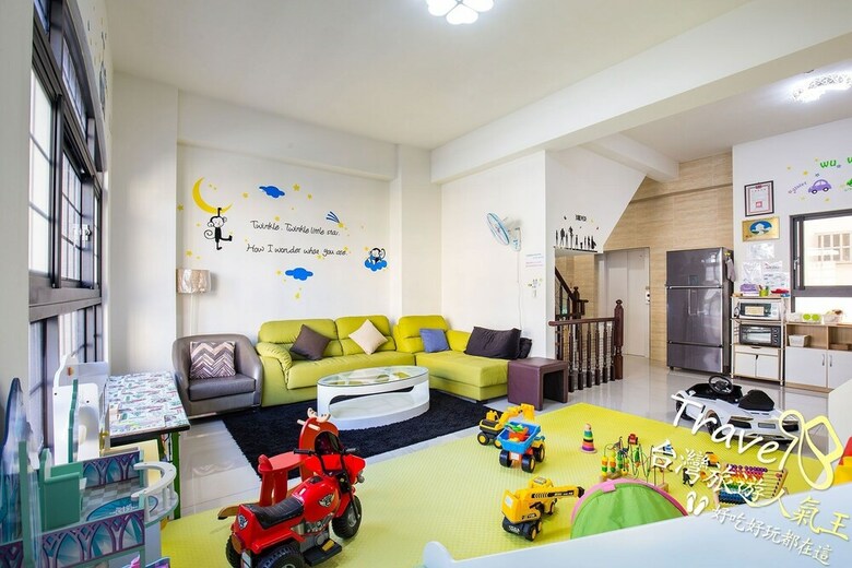 Hotel J.s 23 Kids Homestay