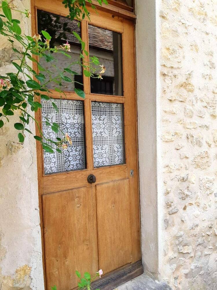 House With 2 Bedrooms In Chalo-saint-mars