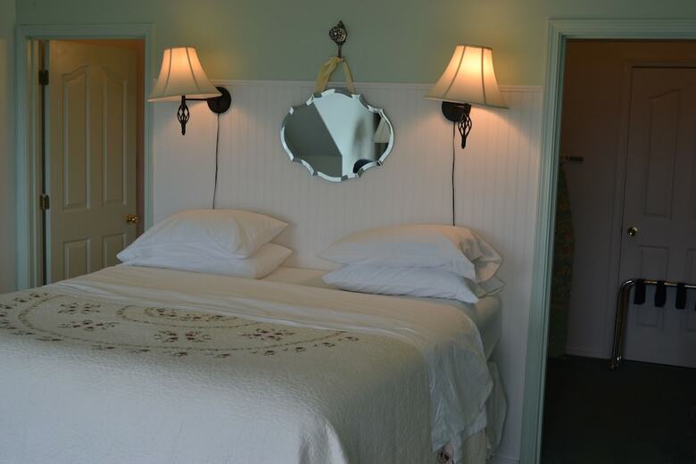 Hotel Pioneer Inn Guesthouse