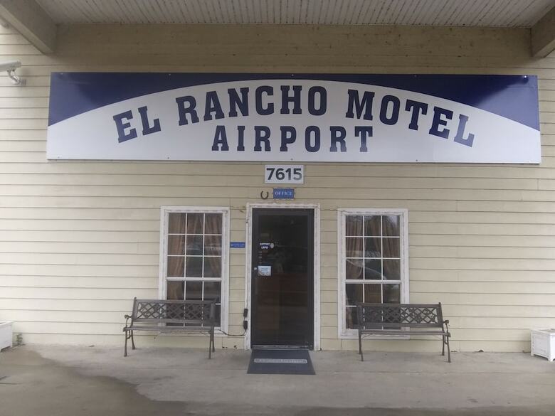 El Rancho Motel
