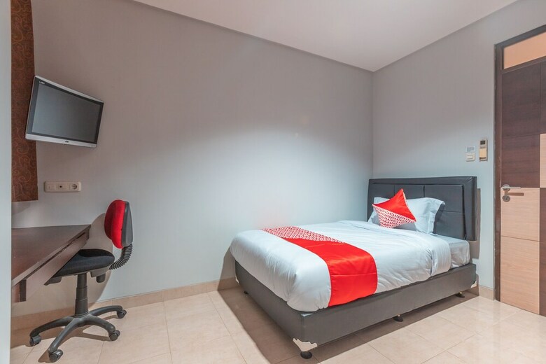 Hostal Oyo 2323 The One Residence Syariah