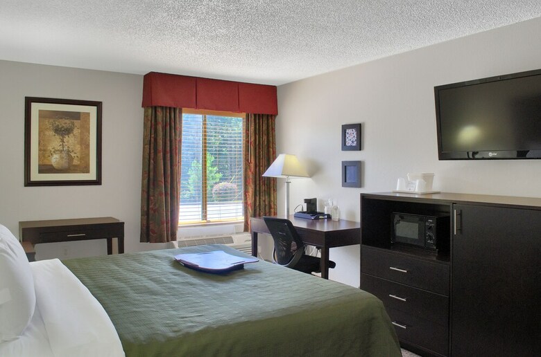 Hotel Hometown Inn