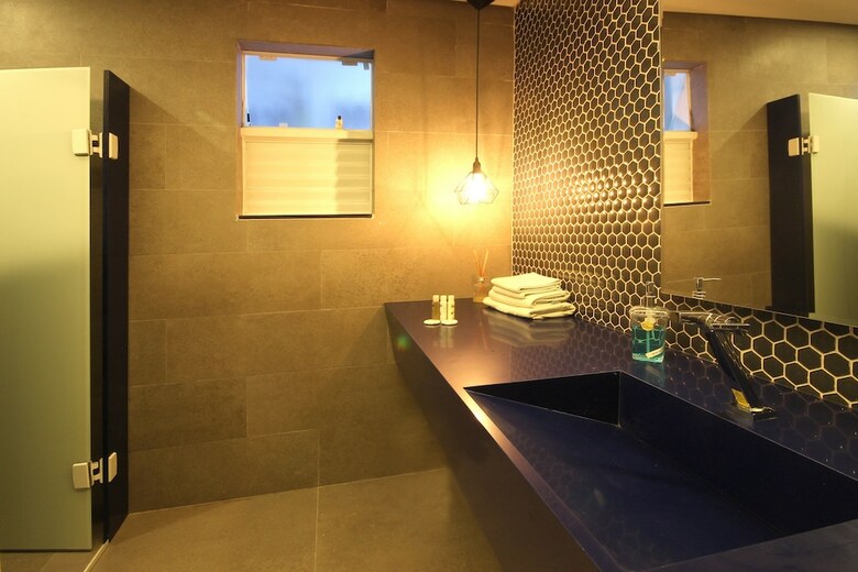 Cris Hotel