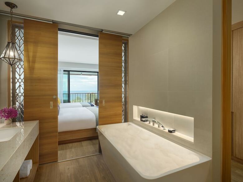 Hotel Avista Grande Phuket Karon - Mgallery