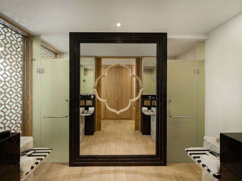 Hotel Avista Grande Phuket Karon - Mgallery
