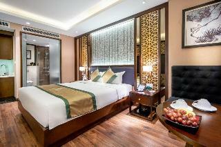 Conifer Grand Hotel