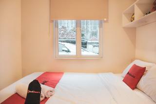 Reddoorz Plus Near Manggarai Station 3