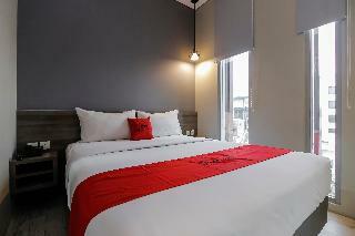Hotel Reddoorz Plus Near Tebet