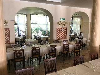 Hotel Club Esse Palmasera Il Borgo