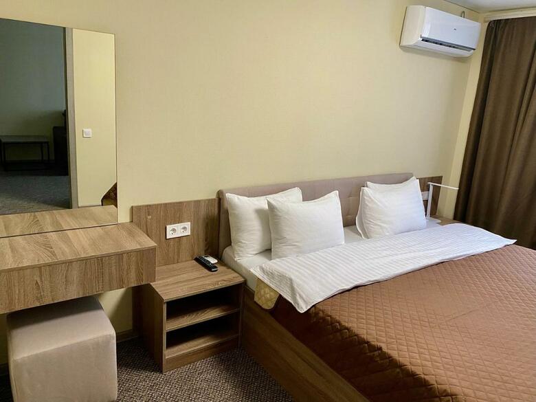 Hotel Yavir