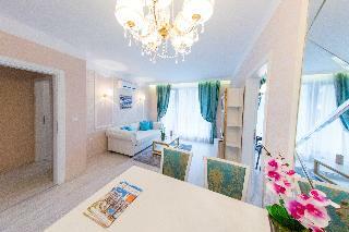 Hotel Harmony Suites 8 & 9