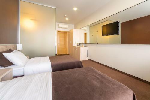 Mini-hotel People
