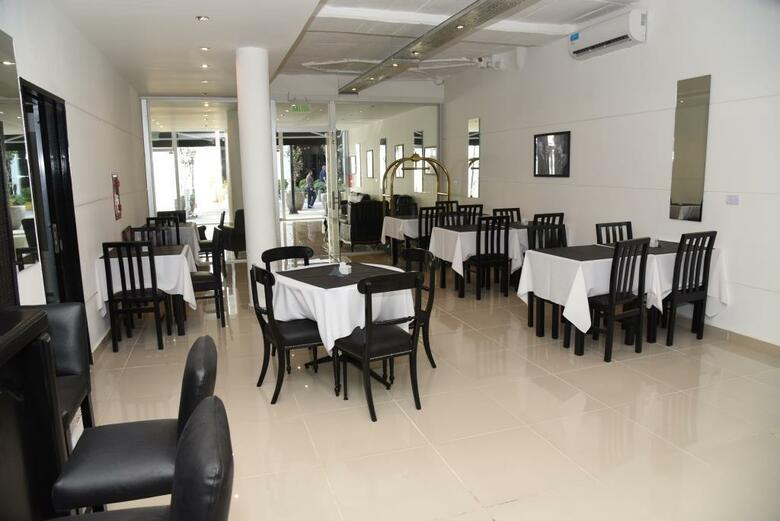Aparthotel Gardel Flats