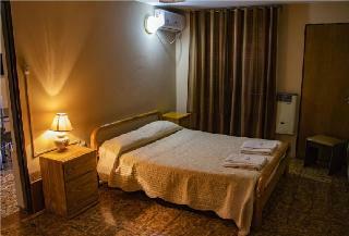 Las Cepas Apart Hotel