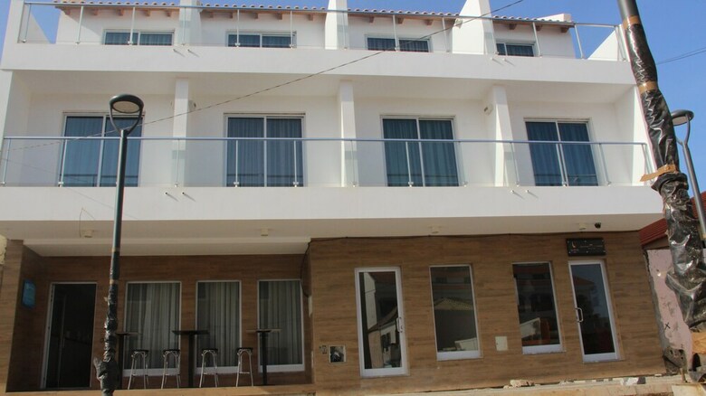 Ouril Hotel Julia
