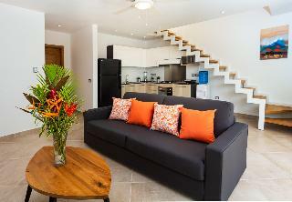 Louisa Aparthotel