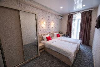 Blossom Inn Hotel