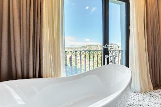 Amante Narikala Hotel