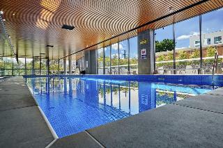 Hotel Melbourne Knox Central