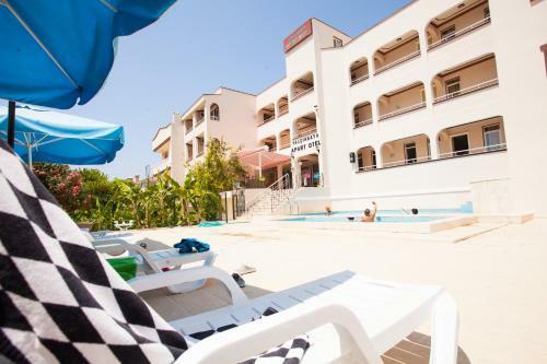 Yalcinkaya Apart Hotel