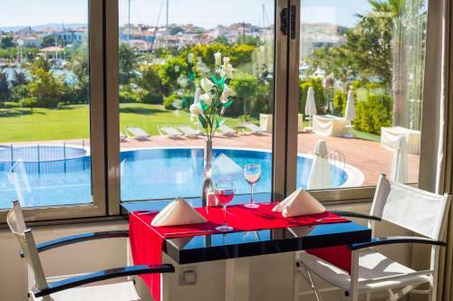 Sisus Hotel