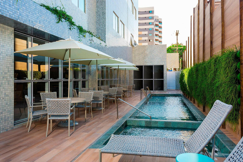 Flix Hotel