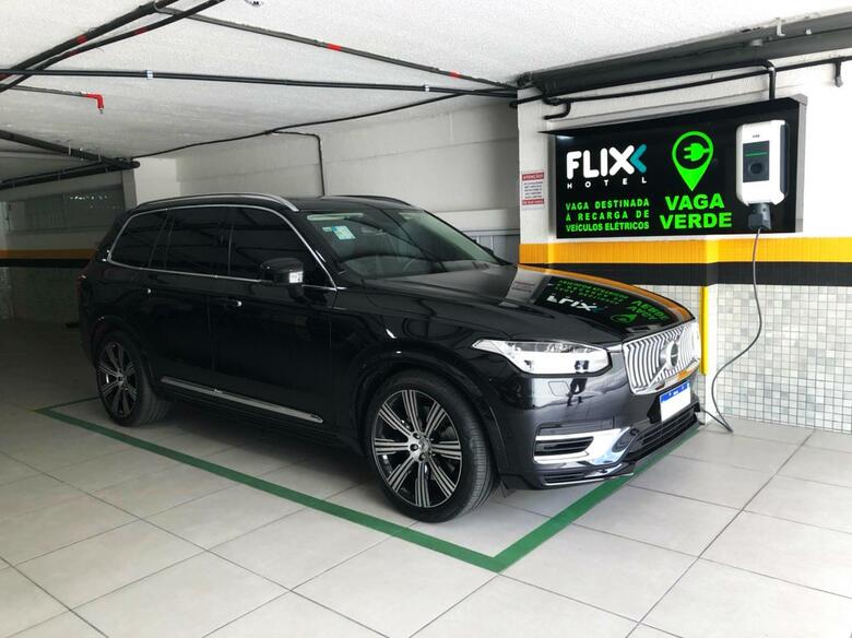 Flix Hotel