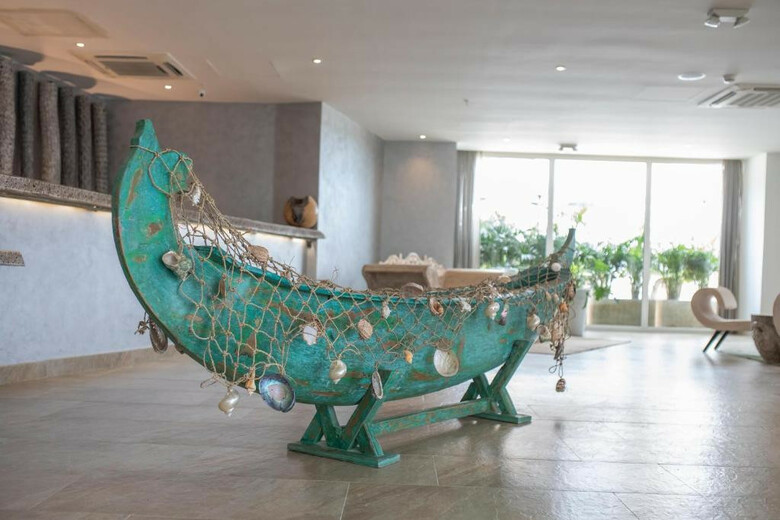 Hotel Grand Sirenis Karmair�