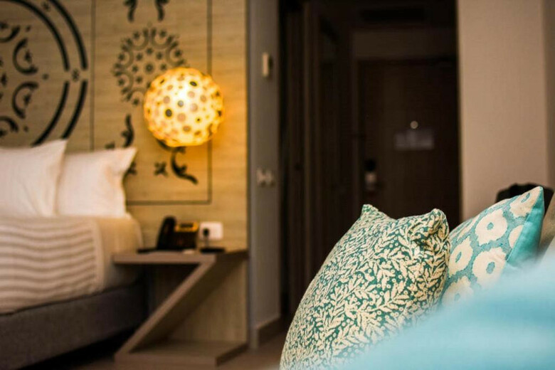 Hotel Grand Sirenis Karmair�