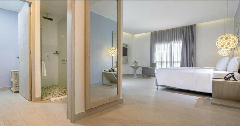 Hotel Grand Sirenis Karmair�