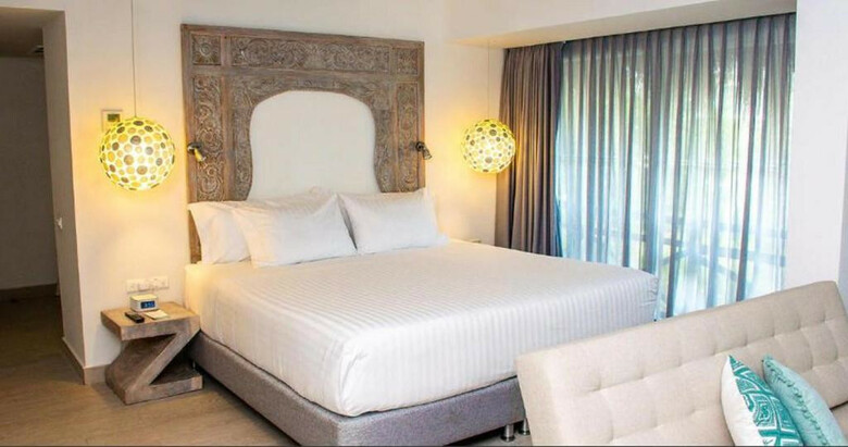 Hotel Grand Sirenis Karmair�
