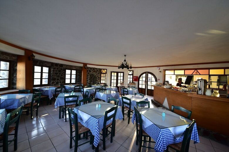 Hotel Caldera View Resort