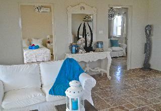 Ocean Breeze Boutique Hotel & Marina
